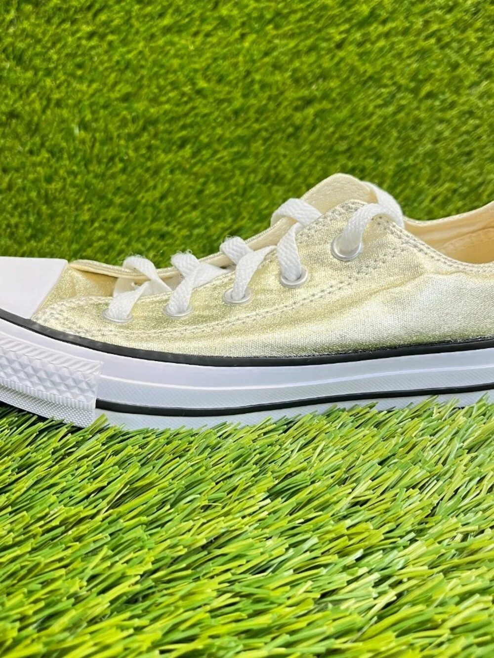 Converse Chuck Taylor All Star Low Womens Size 6 Gold Athletic Shoes Sneakers - Picture 3 of 10